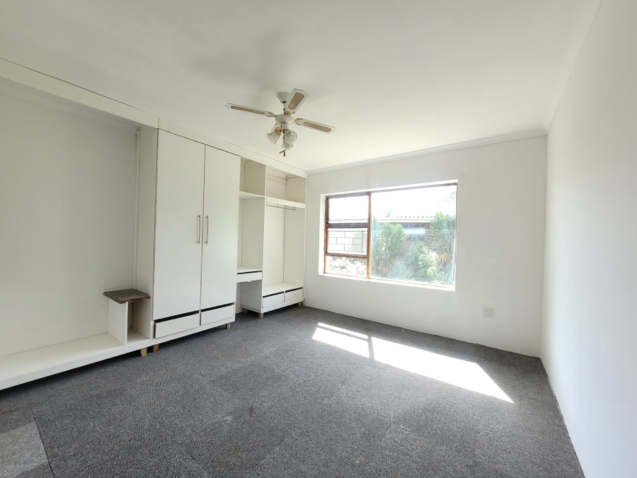 To Let 3 Bedroom Property for Rent in Boskloof Eastern Cape